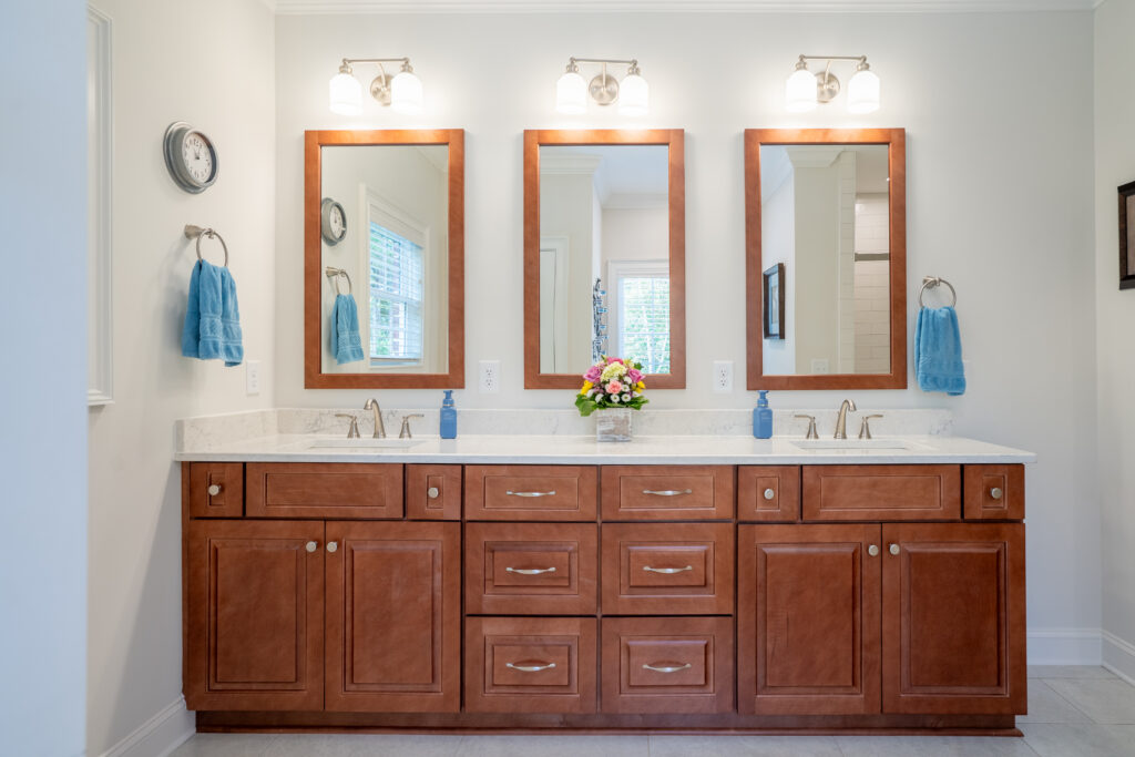 Closets & Vanities